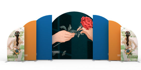 De nieuwe tribune van de de decoratieachtergrond van het ontwerphuwelijk om het metaal van het de bloemvoetstuk van de cakelijst om Cirkelachtergrond voor Huwelijk DE